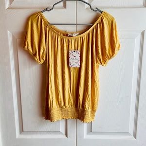 Yellow summer top NWT
